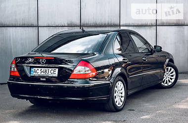 Седан Mercedes-Benz E-Class 2007 в Києві