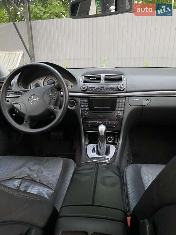 Седан Mercedes-Benz E-Class 2004 в Тернополе