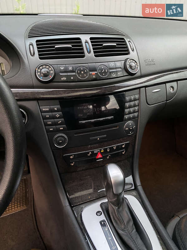 Седан Mercedes-Benz E-Class 2004 в Тернополе