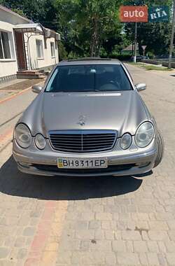 Седан Mercedes-Benz E-Class 2003 в Подольске