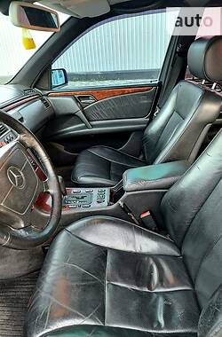 Седан Mercedes-Benz E-Class 1998 в 