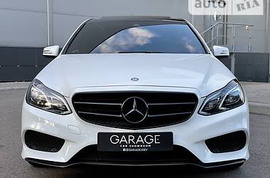 Седан Mercedes-Benz E-Class 2015 в 