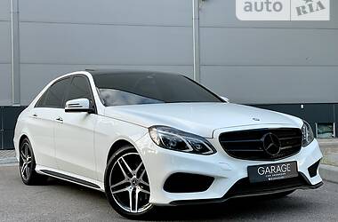 Седан Mercedes-Benz E-Class 2015 в 