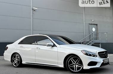 Седан Mercedes-Benz E-Class 2015 в 
