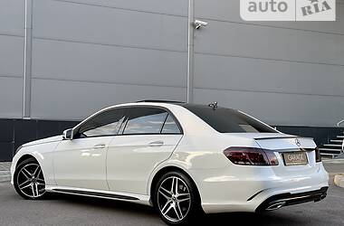 Седан Mercedes-Benz E-Class 2015 в 