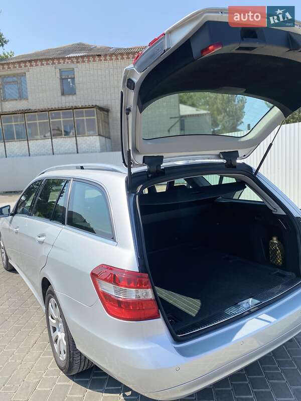 Універсал Mercedes-Benz E-Class 2012 в Херсоні фото 20 Універсал Mercedes-Benz E-Class 2012 в Херсоні