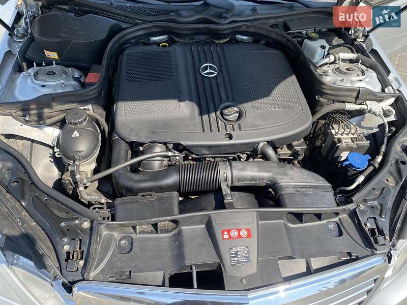 Універсал Mercedes-Benz E-Class 2012 в Херсоні фото 24 Універсал Mercedes-Benz E-Class 2012 в Херсоні