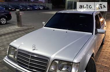 Седан Mercedes-Benz E-Class 1995 в Лубнах