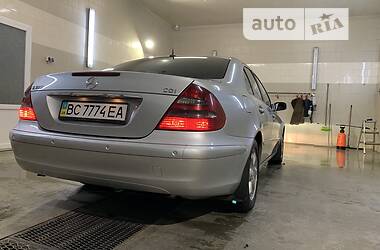 Седан Mercedes-Benz E-Class 2004 в Дрогобыче