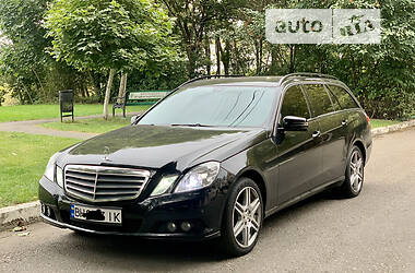 Универсал Mercedes-Benz E-Class 2010 в Одессе