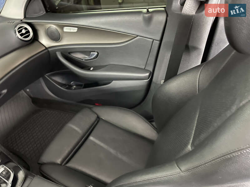 Седан Mercedes-Benz E-Class 2017 в Кам'янець-Подільському