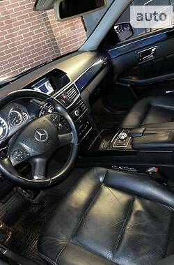Седан Mercedes-Benz E-Class 2013 в 