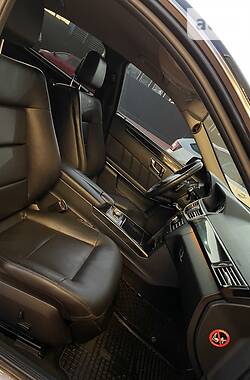 Седан Mercedes-Benz E-Class 2013 в 