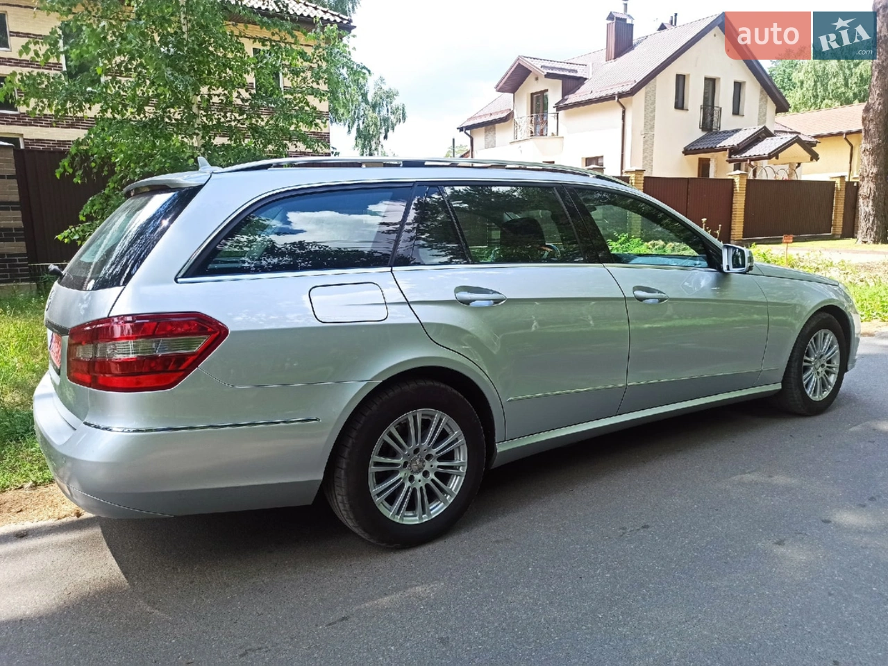 2011 Mercedes-Benz E-klasse - мініатюра 3