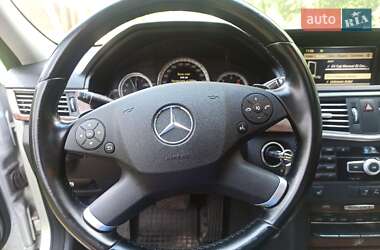 Универсал Mercedes-Benz E-Class 2011 в Киеве