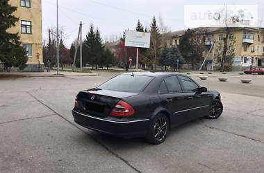 Седан Mercedes-Benz E-Class 2002 в Желтых Водах