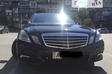 Седан Mercedes-Benz E-Class 2009 в Виннице