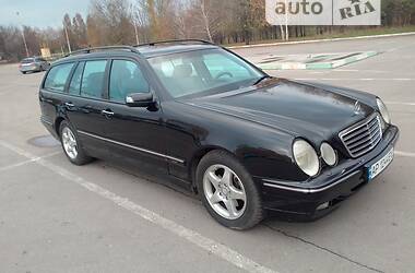 Универсал Mercedes-Benz E-Class 2002 в Александрие