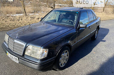 Седан Mercedes-Benz E-Class 1996 в 