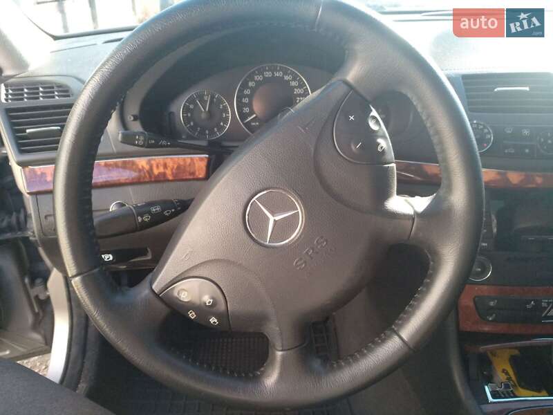 Седан Mercedes-Benz E-Class 2004 в Одессе