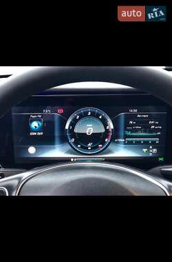 Седан Mercedes-Benz E-Class 2017 в Киеве