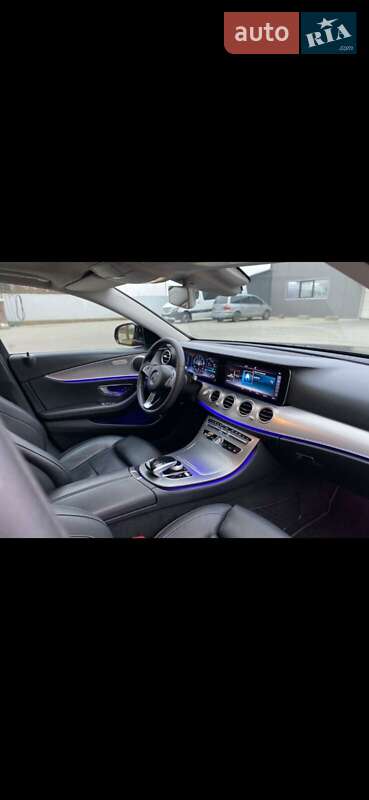 Седан Mercedes-Benz E-Class 2017 в Киеве