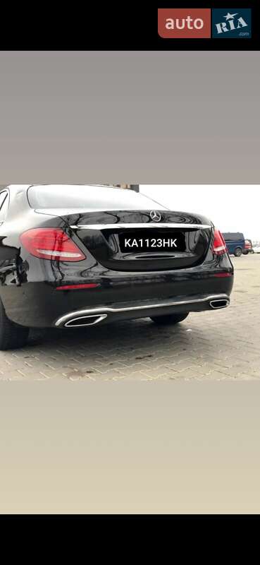 Седан Mercedes-Benz E-Class 2017 в Киеве