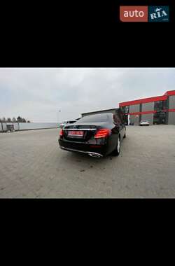 Седан Mercedes-Benz E-Class 2017 в Киеве