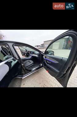 Седан Mercedes-Benz E-Class 2017 в Киеве