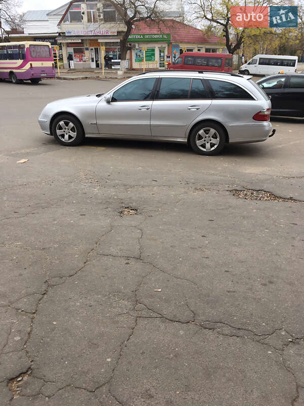Универсал Mercedes-Benz E-Class 2004 в Болграде