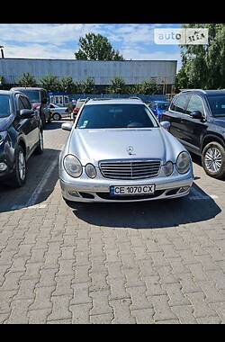 Универсал Mercedes-Benz E-Class 2003 в Черновцах