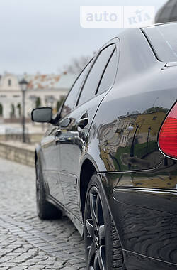 Седан Mercedes-Benz E-Class 2008 в 