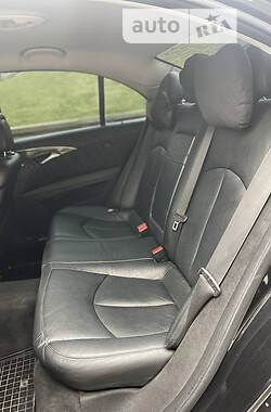 Седан Mercedes-Benz E-Class 2008 в 