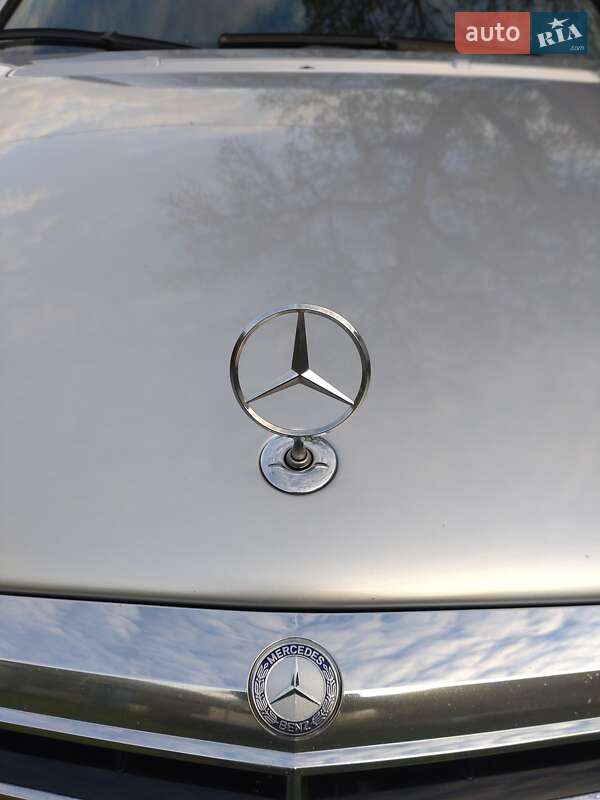 Седан Mercedes-Benz E-Class 2006 в Харькове