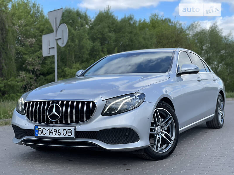Седан Mercedes-Benz E-Class 2018 в 