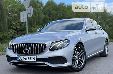 Седан Mercedes-Benz E-Class 2018 в 