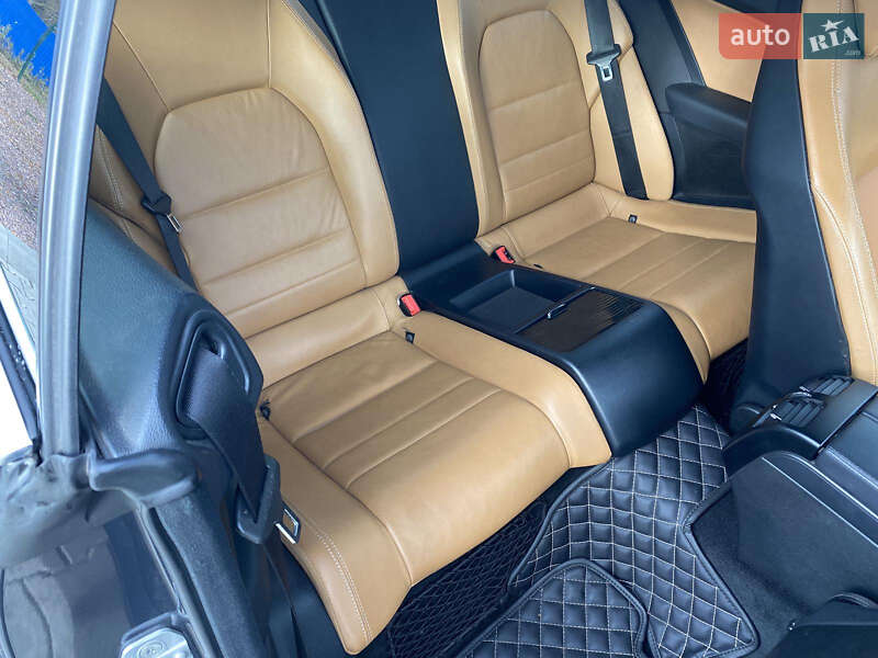 Купе Mercedes-Benz E-Class 2010 в Виннице