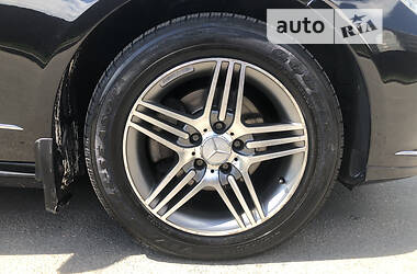 Седан Mercedes-Benz E-Class 2012 в 