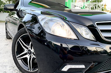 Купе Mercedes-Benz E-Class 2010 в Днепре