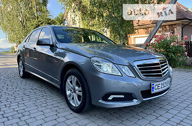 Седан Mercedes-Benz E-Class 2009 в Черновцах