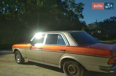 Седан Mercedes-Benz E-Class 1979 в Тернополе