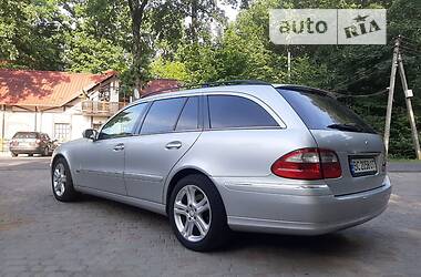 Универсал Mercedes-Benz E-Class 2005 в Дрогобыче