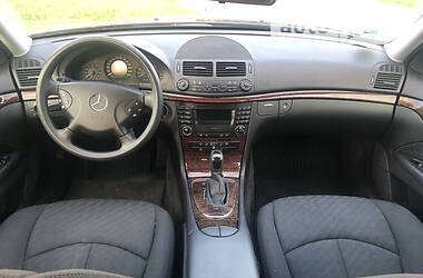 Универсал Mercedes-Benz E-Class 2005 в Староконстантинове