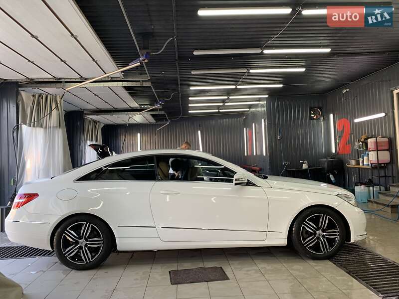 Купе Mercedes-Benz E-Class 2012 в Одессе
