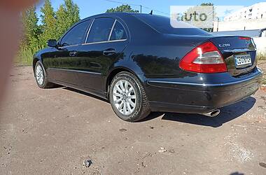 Седан Mercedes-Benz E-Class 2008 в Чернігові