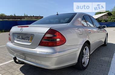 Седан Mercedes-Benz E-Class 2003 в Луцьку