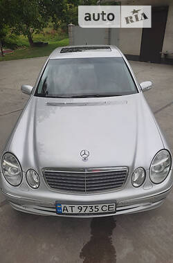 Седан Mercedes-Benz E-Class 2003 в Калуше