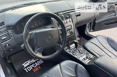 Седан Mercedes-Benz E-Class 1998 в Києві