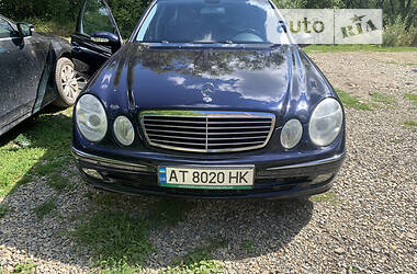 Седан Mercedes-Benz E-Class 2004 в Ивано-Франковске