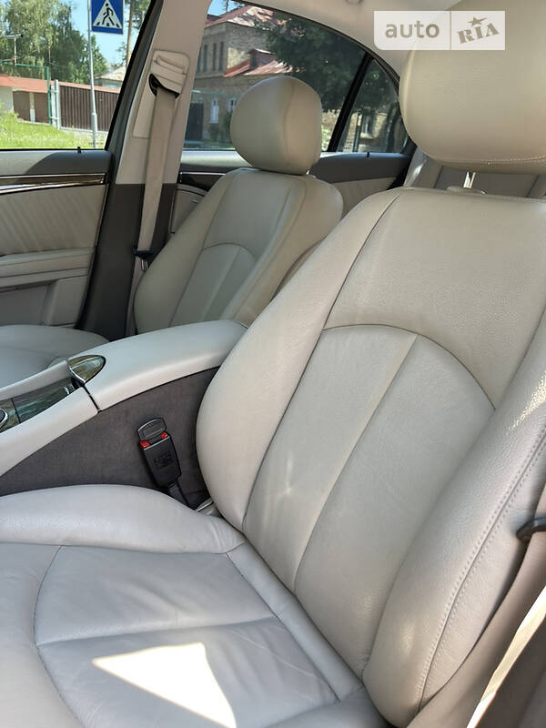 Седан Mercedes-Benz E-Class 2008 в Киеве
